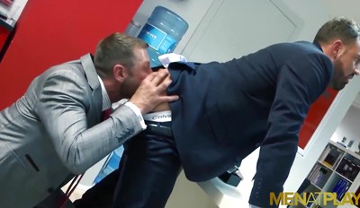 MENATPLAY Hunk In Suit Logan Moore Logan Moore Anal Fucked