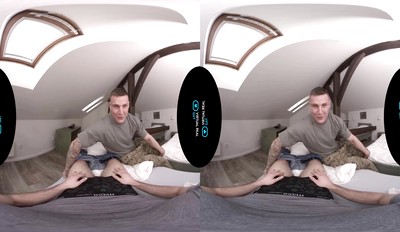 VirtualRealGay.com - Hot soldier