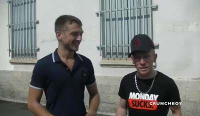 ROMANTIK fuckede bareback by the french twink ALEC B for CRUNCHBOY