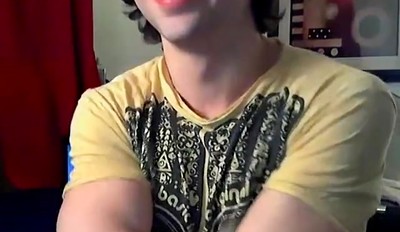 Cute young amateur Zack Randall masturbates and cums solo