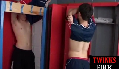 Dicksucked twink breeds bottom in lockerroom for facial