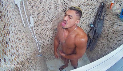 Jerk off in shower