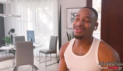 Frot King Rubbing Big BBCs Together for a Creamy Explosive Nutt